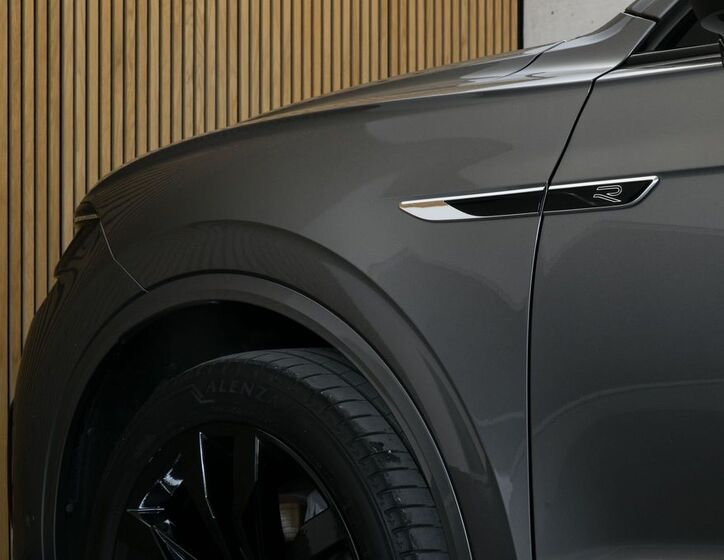 Volkswagen Touareg 11