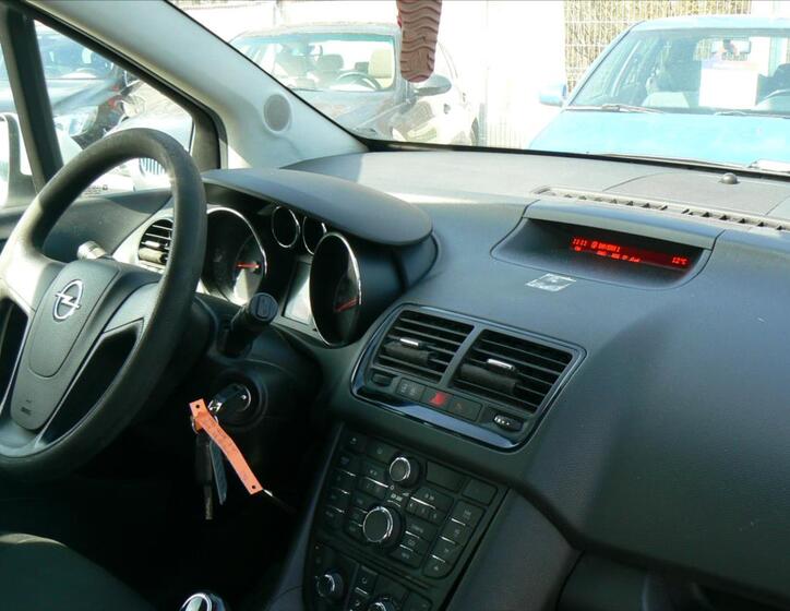 Opel Meriva 15