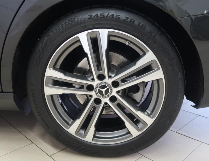 Mercedes-Benz Třídy E Kombi 2,0 l 143 kw