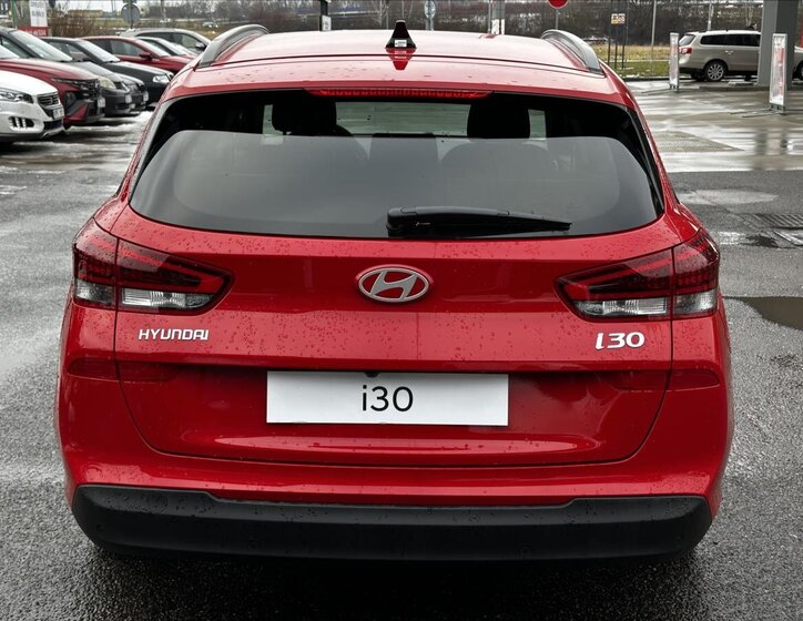 Hyundai i30 Kombi 1,5 l 70 kw