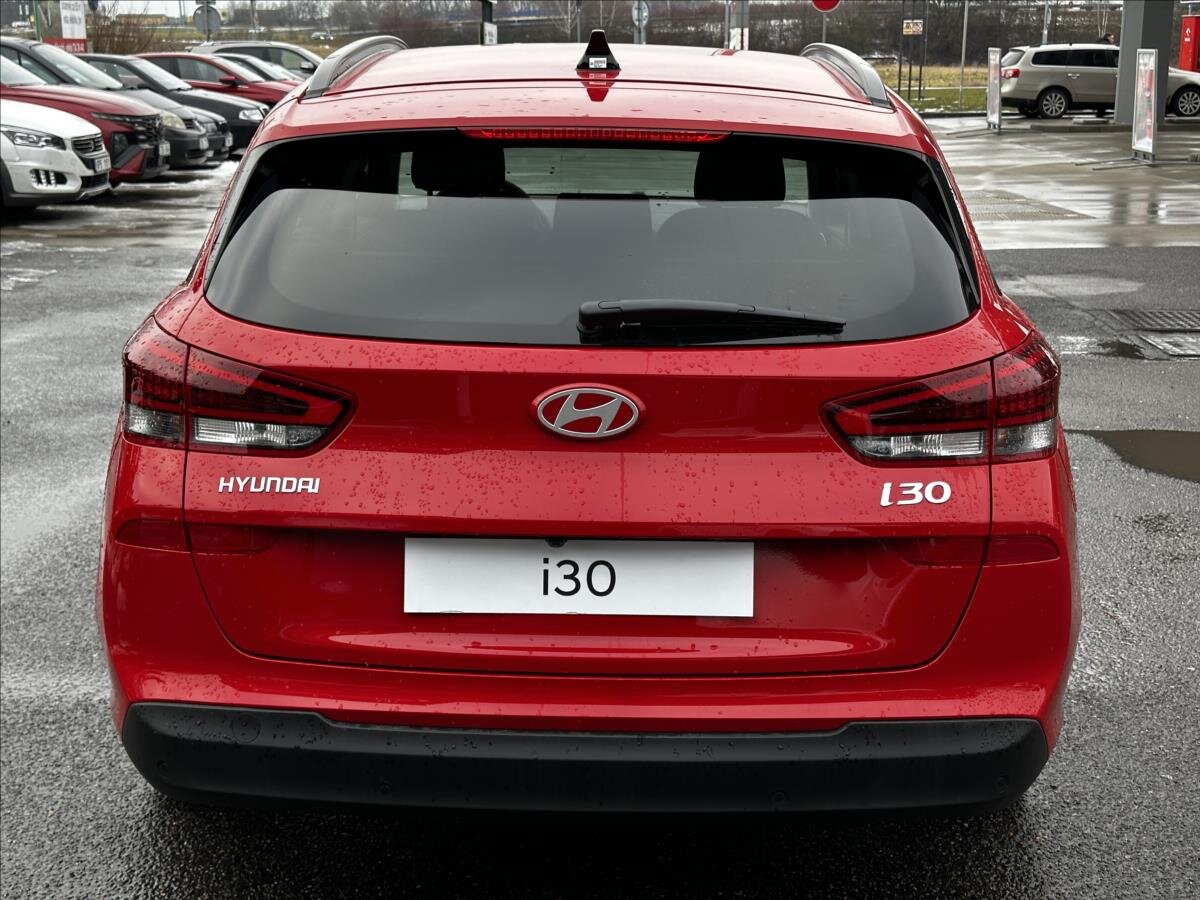 Hyundai i30 Kombi 1,5 l 70 kw