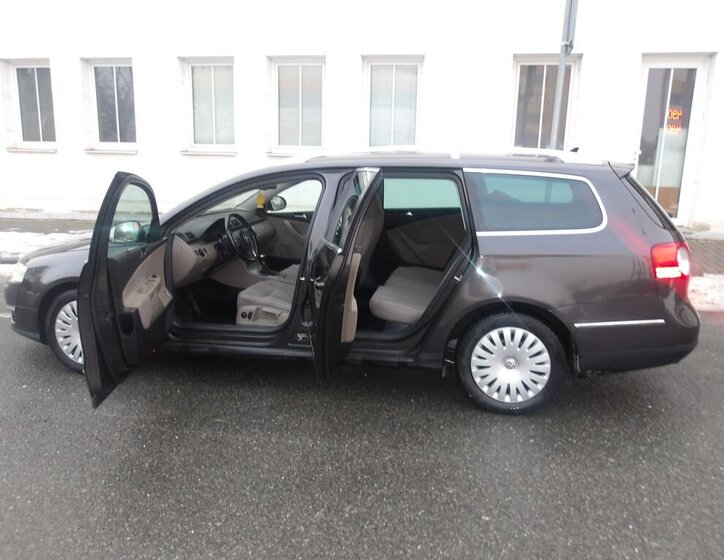 Volkswagen Passat Kombi 2,0 l 103 kw