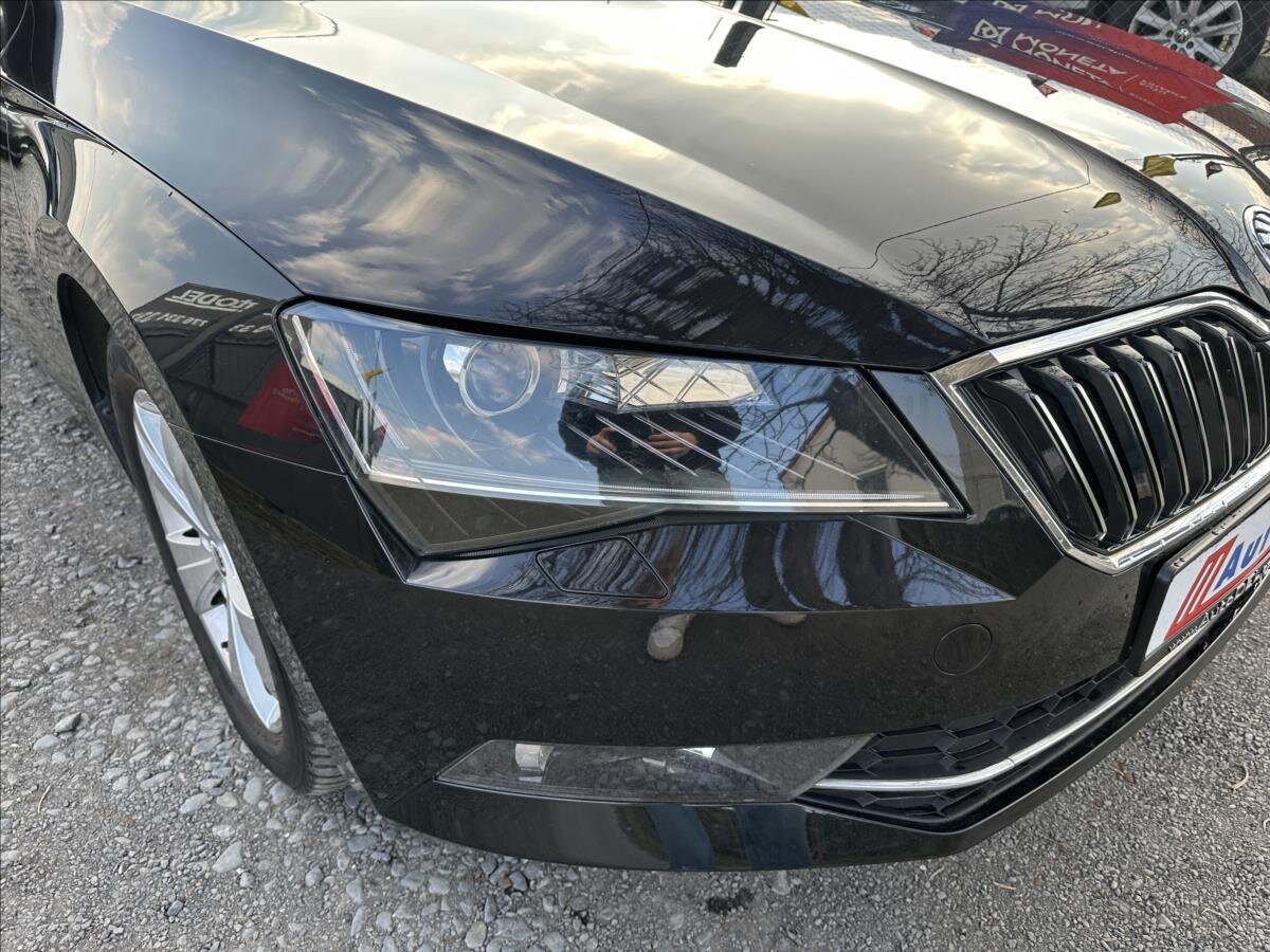 Škoda Superb Kombi 2,0 l 140 kw