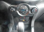 Ford EcoSport 12