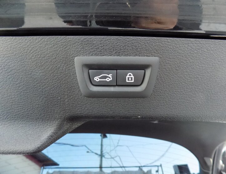 BMW X6 SUV / Terénní 3,0 l 190 kw