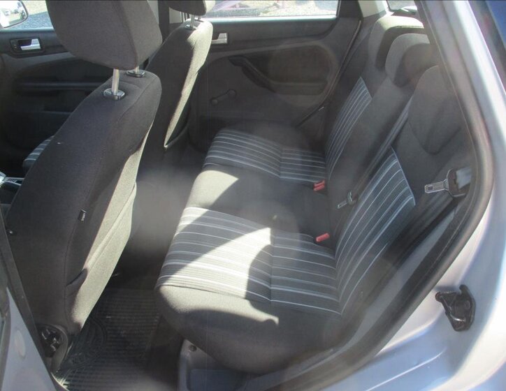 Ford Focus Kombi 1,6 l 74 kw