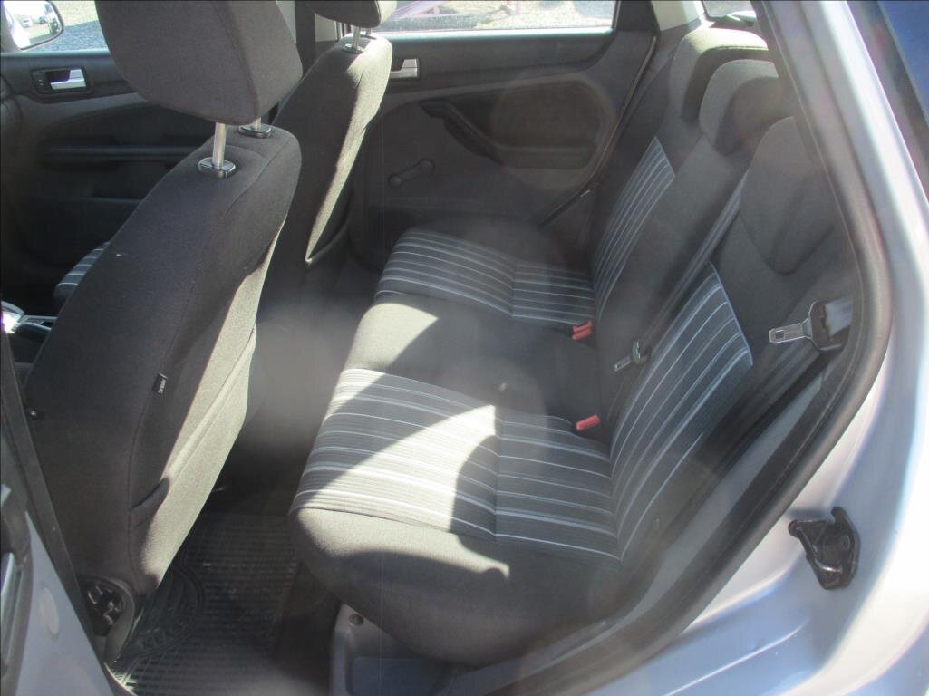 Ford Focus Kombi 1,6 l 74 kw