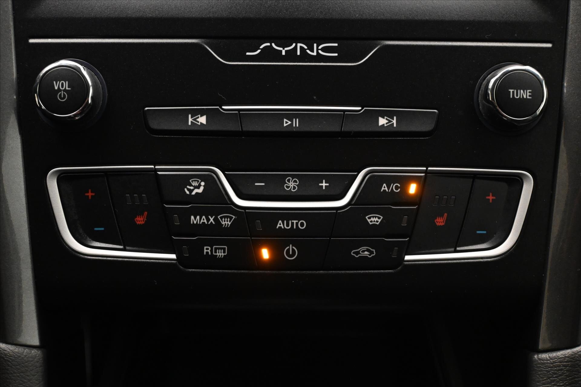 Ford Mondeo Kombi 2,0 l 110 kw