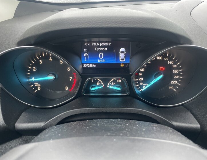 Ford Kuga SUV 1,5 l 110 kw