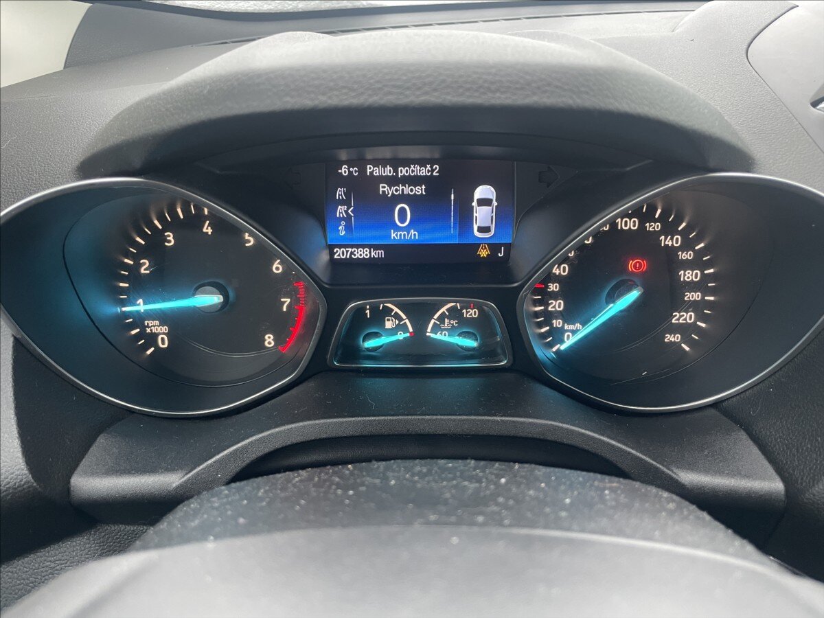 Ford Kuga SUV 1,5 l 110 kw