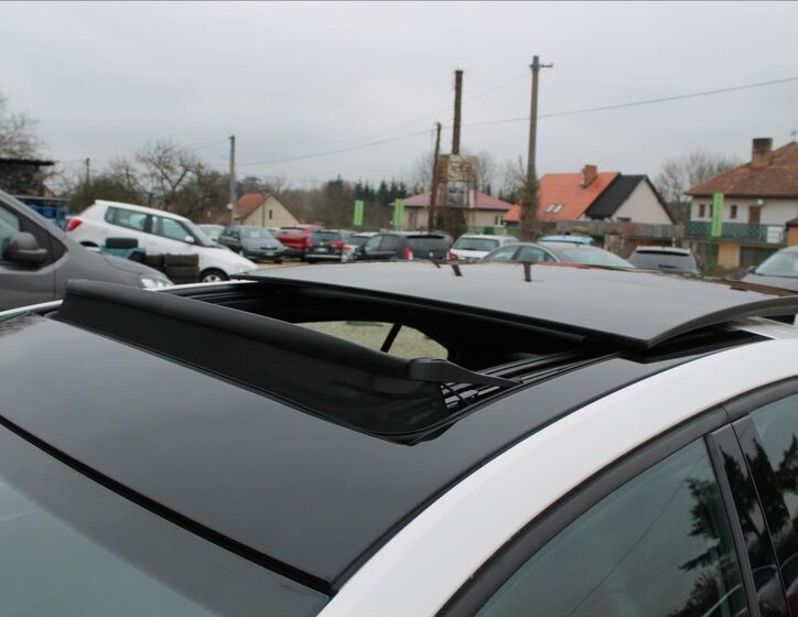 Škoda Octavia Liftback 2,0 l 135 kw