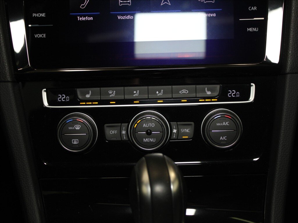 Volkswagen Golf Kombi 2,0 l 221 kw