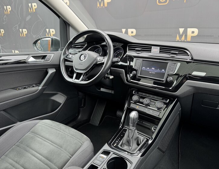 Volkswagen Touran 14