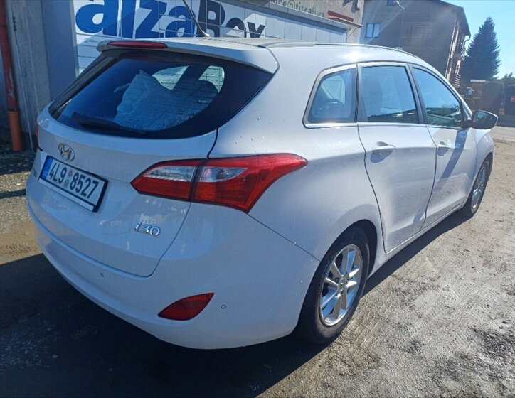 Hyundai i30 Kombi 1,6 l 81 kw