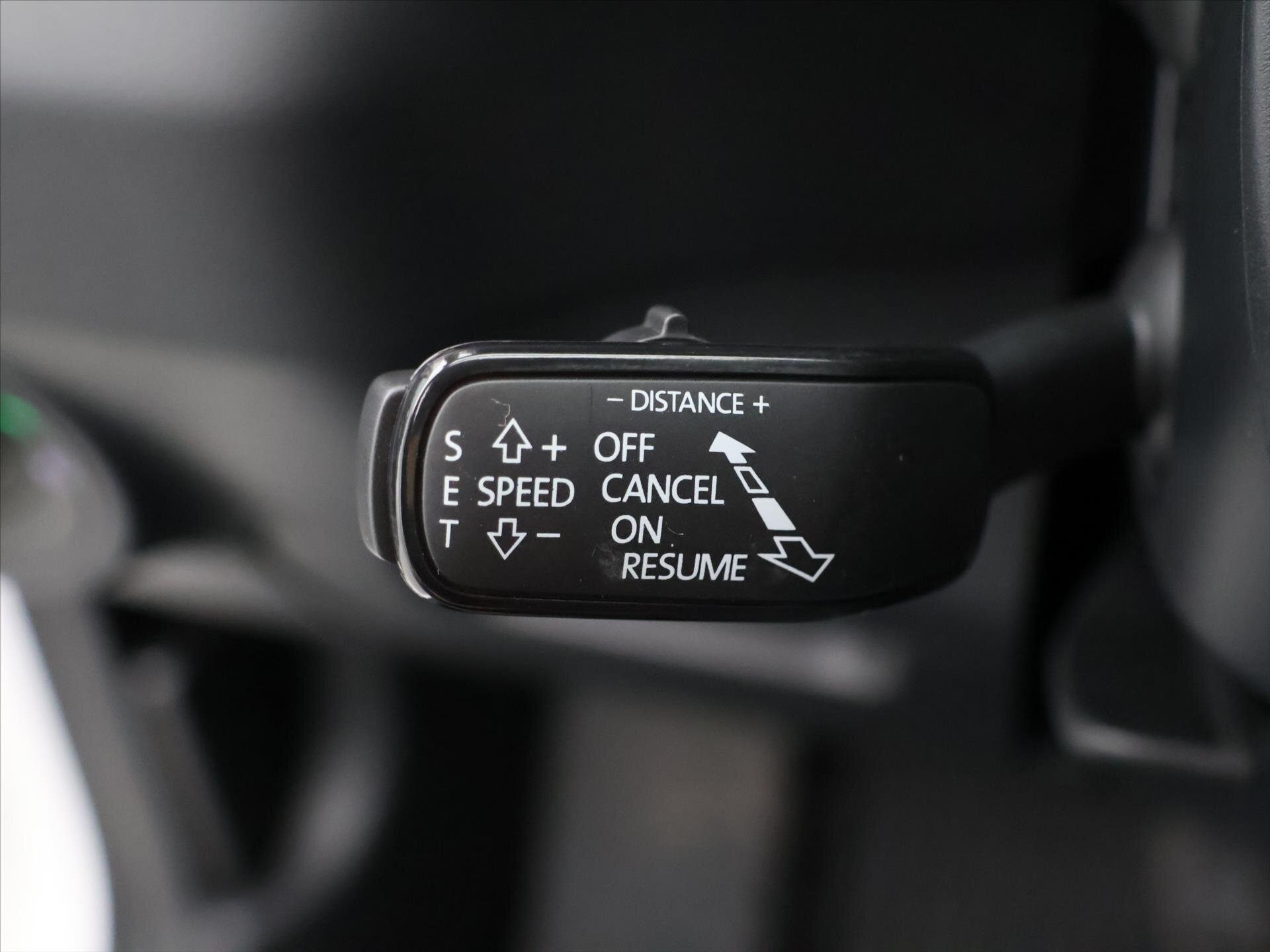 Škoda Karoq SUV / Terénní 1,6 l 85 kw