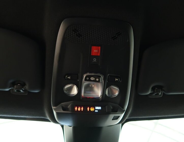 Opel Corsa Hatchback 1,2 l 74 kw