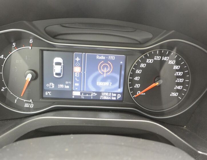 Ford S-MAX MPV 2,2 l 147 kw