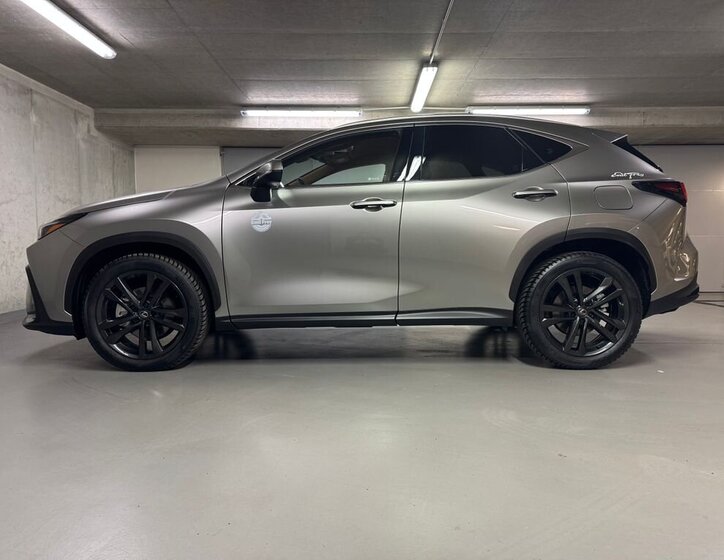 Lexus NX 350h SUV 2,5 l 190 kw