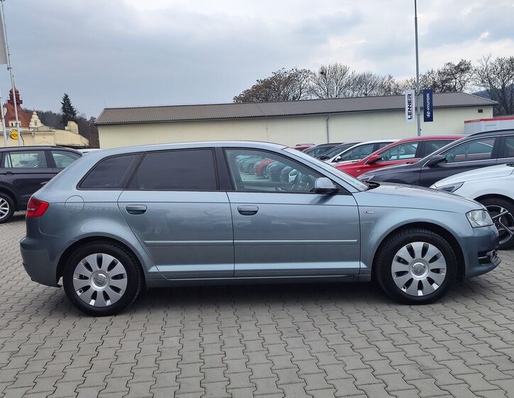 Audi A3 Hatchback 1,6 l 77 kw