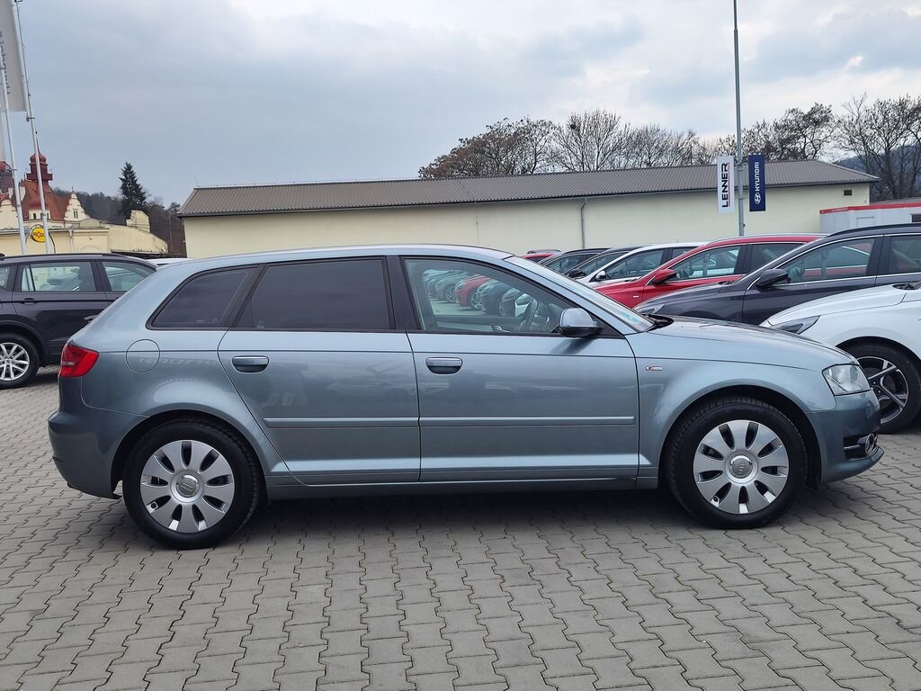Audi A3 Hatchback 1,6 l 77 kw