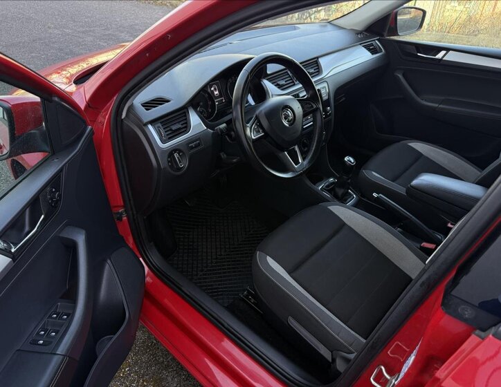 Škoda Rapid Sedan 999,0 81 kw