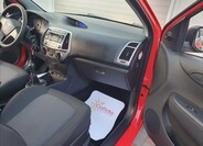 Hyundai i20 10