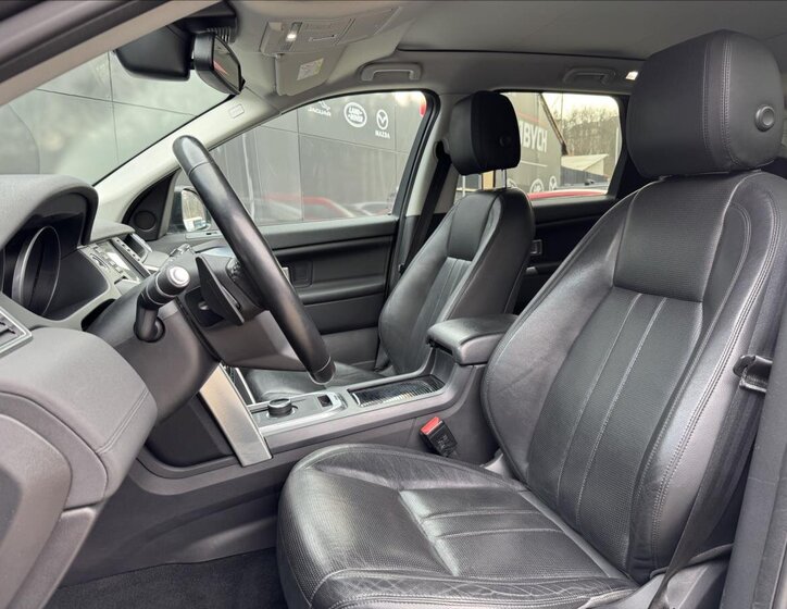 Land Rover Discovery Sport SUV / Terénní 2,0 l 132 kw