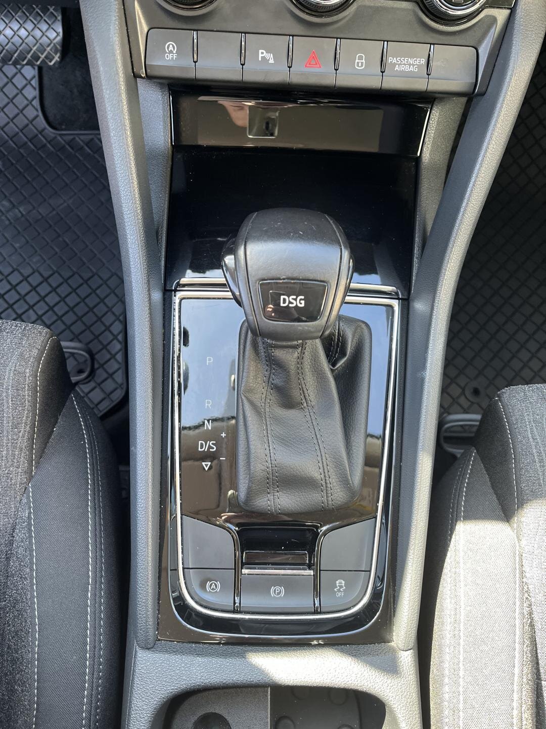 Škoda Karoq SUV / Terénní 1,5 l 110 kw