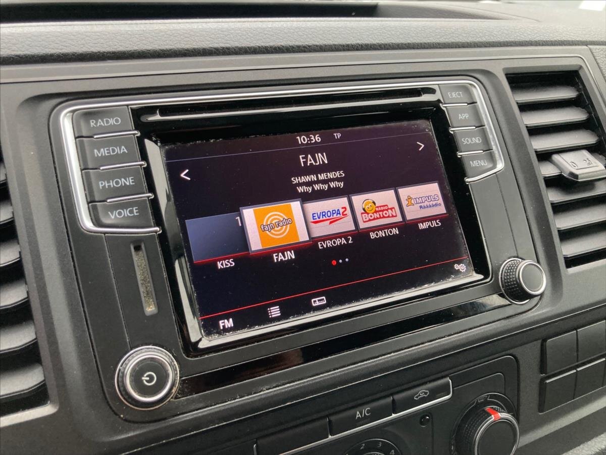 Volkswagen Transporter Kombi 2,0 l 110 kw