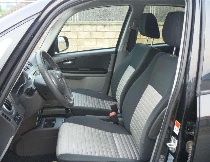Suzuki SX4 7