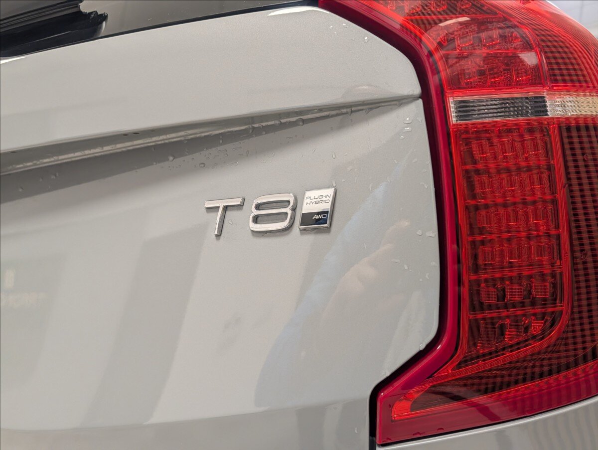 Volvo XC90 Ostatní 2,0 l 335 kw