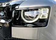 Land Rover Defender SUV 3,0 l 221 kw