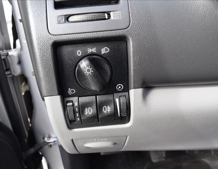 Subaru Justy Hatchback 1,3 l 66 kw