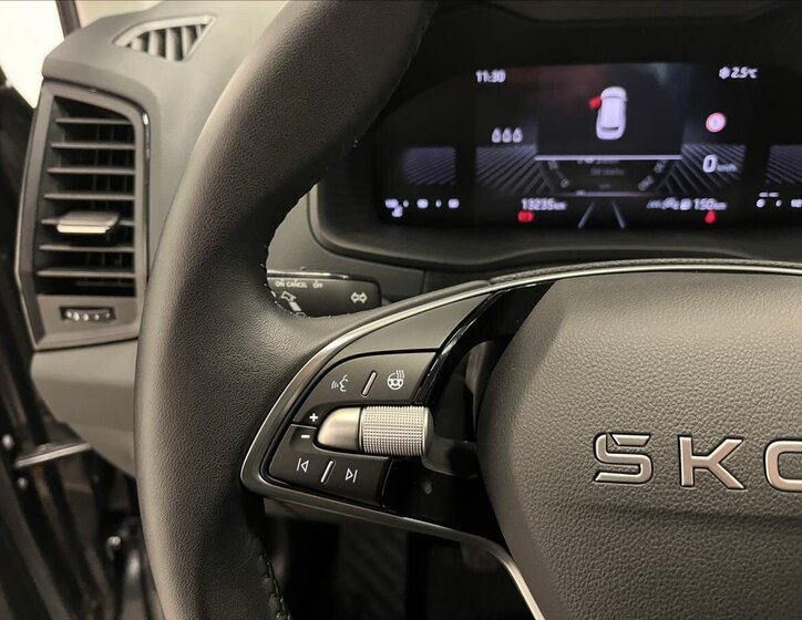 Škoda Karoq SUV 1,5 l 110 kw