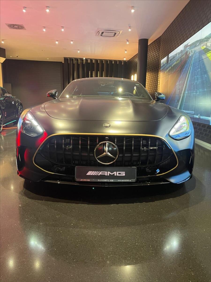 Mercedes-Benz AMG GT Kupé 4,0 l 430 kw