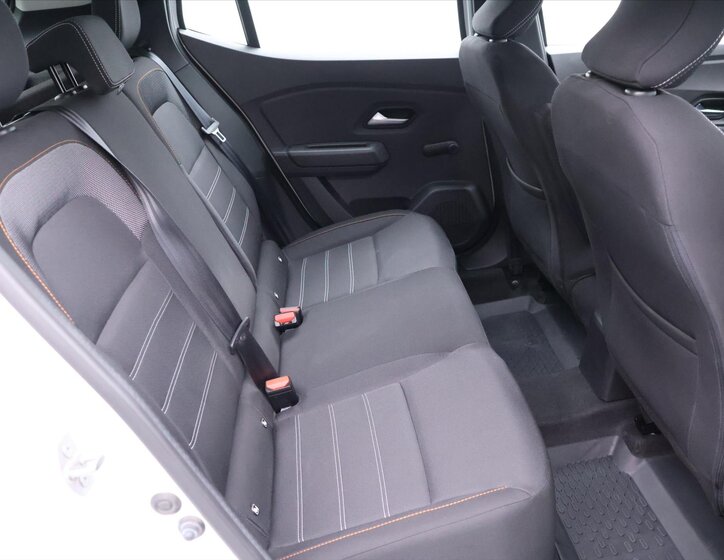 Dacia Sandero Hatchback 999,0 67 kw