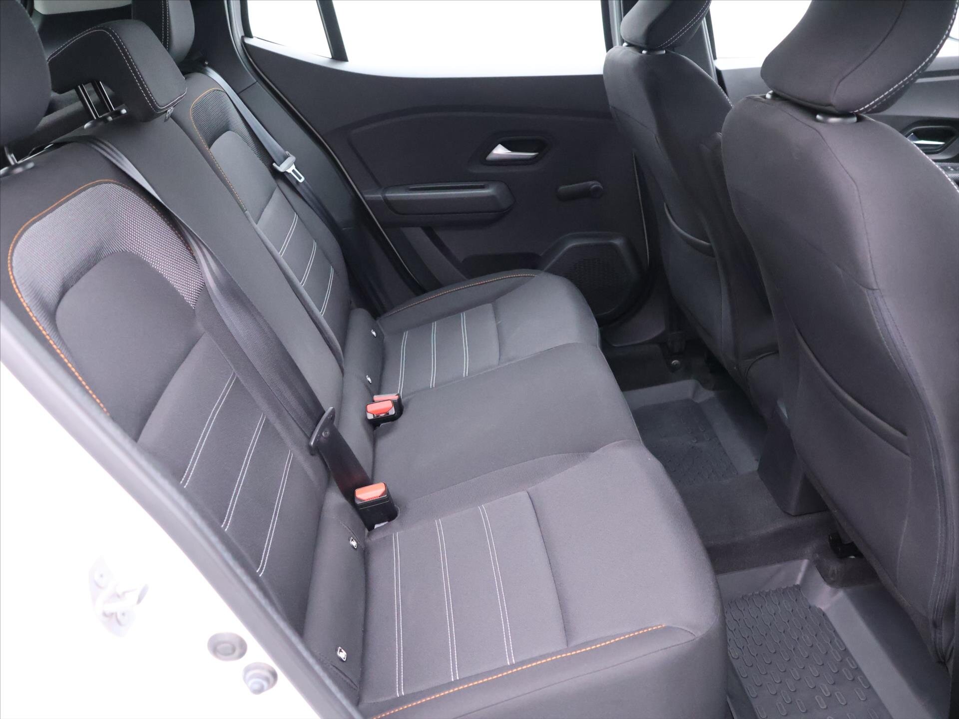 Dacia Sandero Hatchback 999,0 67 kw