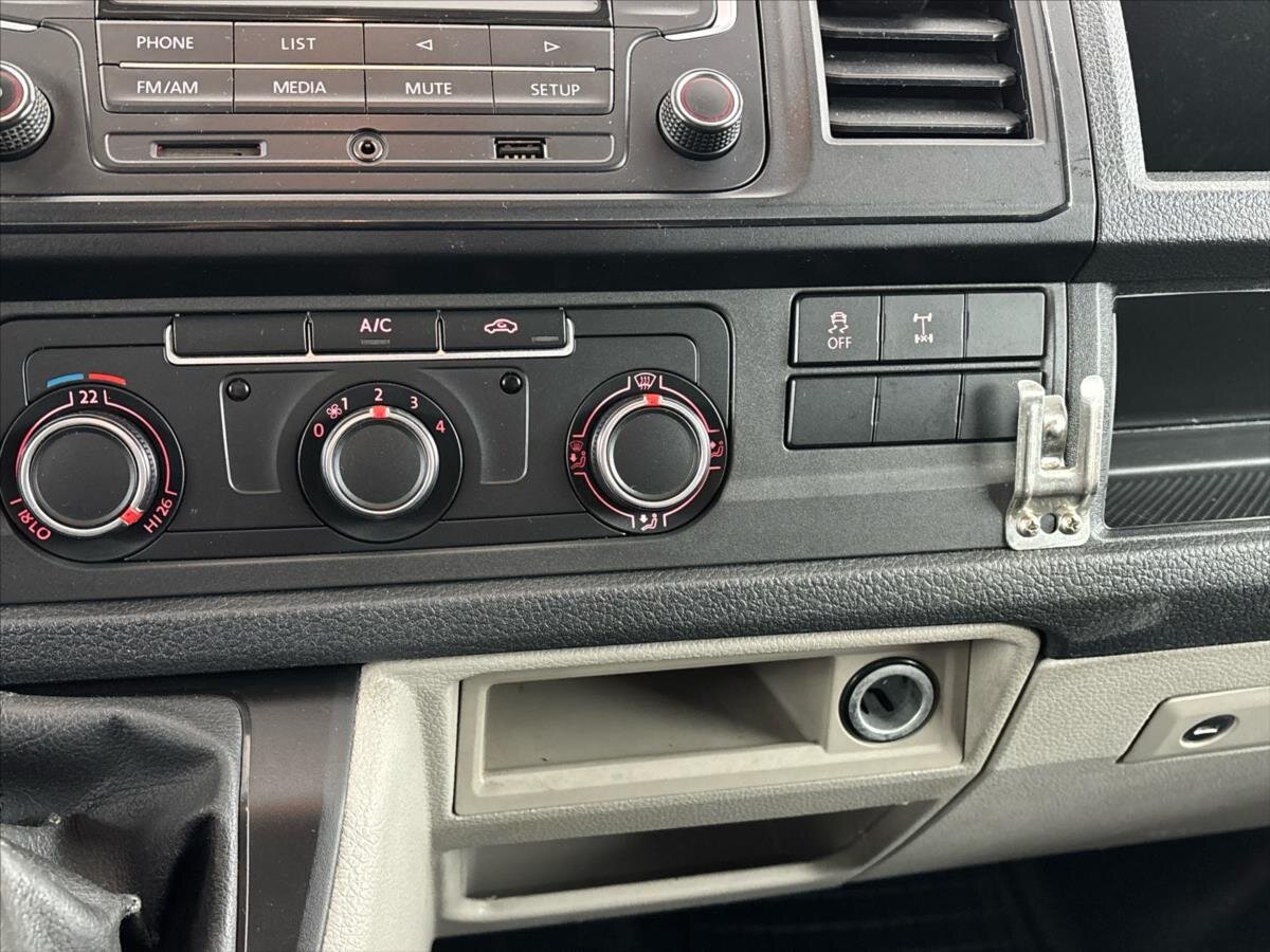 Volkswagen Transporter Kombi 2,0 l 110 kw