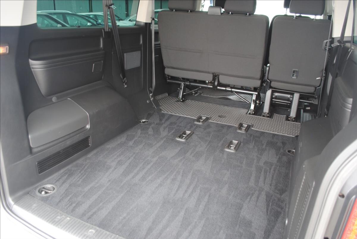 Volkswagen Caravelle