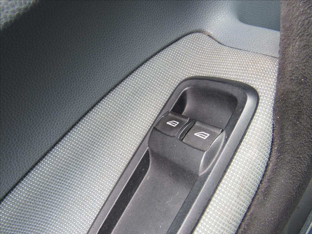 Ford Fiesta Hatchback 1,4 l 71 kw