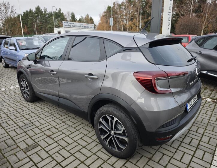 Renault Captur 4
