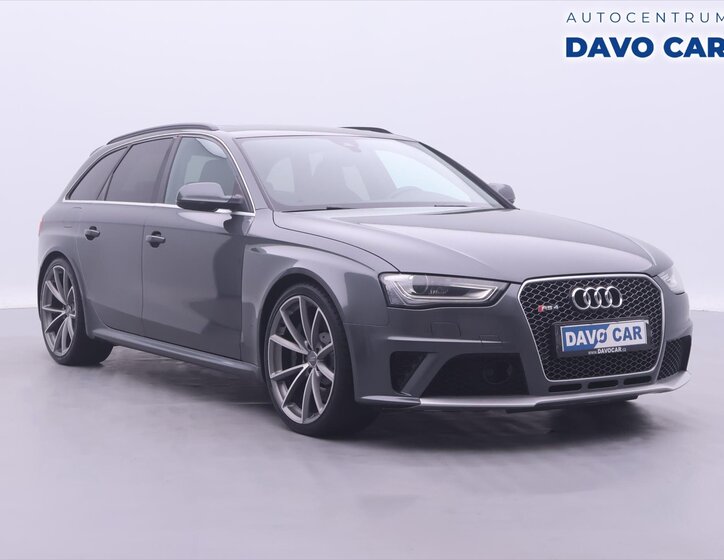 Audi RS 4 Kombi 4,2 l 331 kw