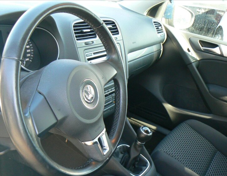 Volkswagen Golf Hatchback 1,4 l 59 kw