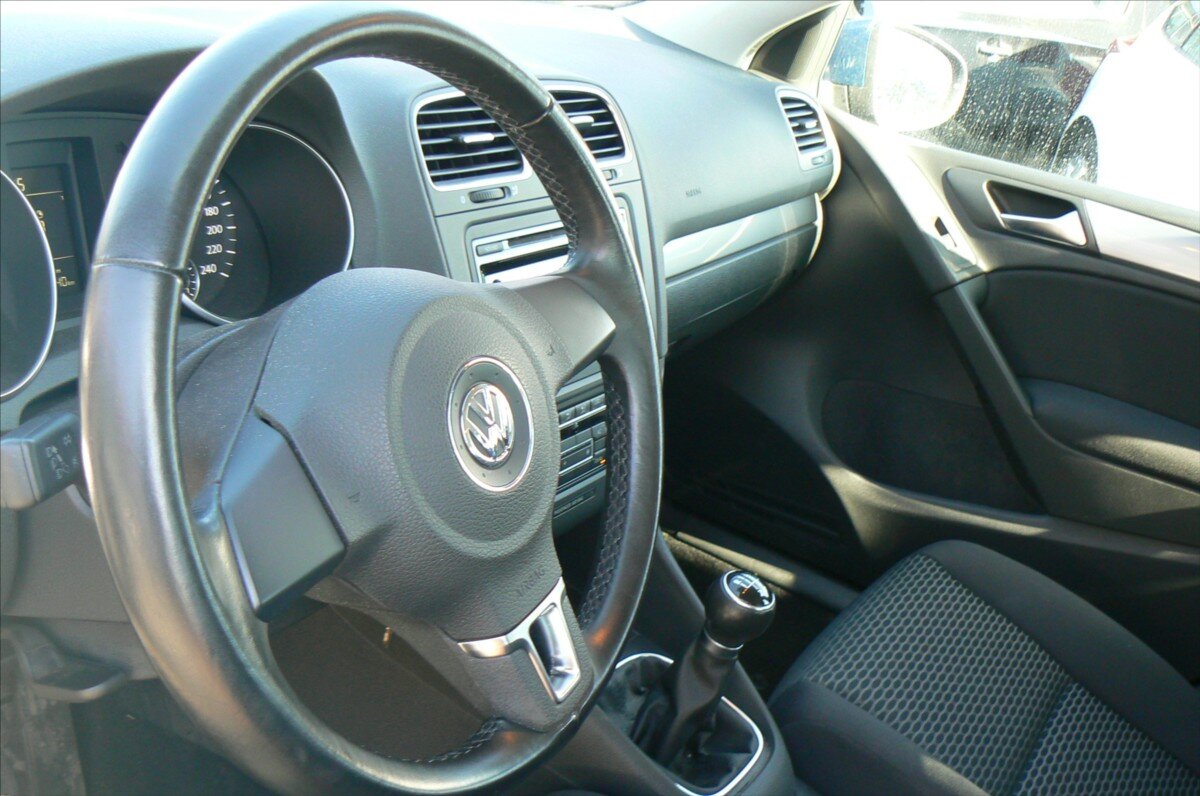 Volkswagen Golf Hatchback 1,4 l 59 kw