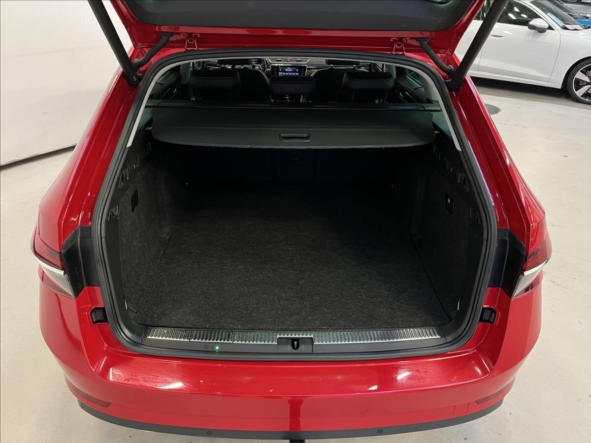 Škoda Superb Kombi 1,4 l 160 kw