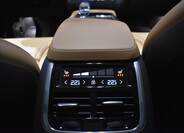 Volvo XC90 16