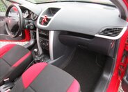 Peugeot 207 Kombi 1,4 l 54 kw