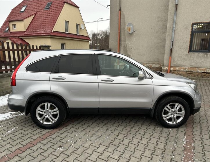 Honda CR-V SUV 2,0 l 110 kw