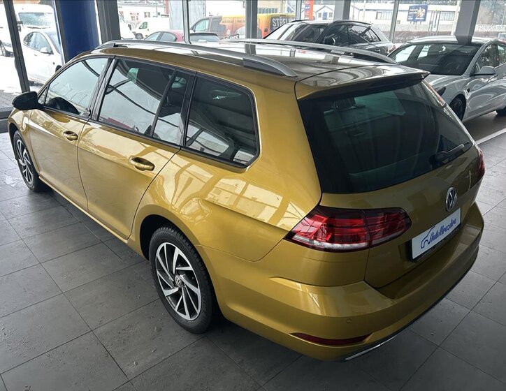 Volkswagen Golf Kombi 999,0 81 kw