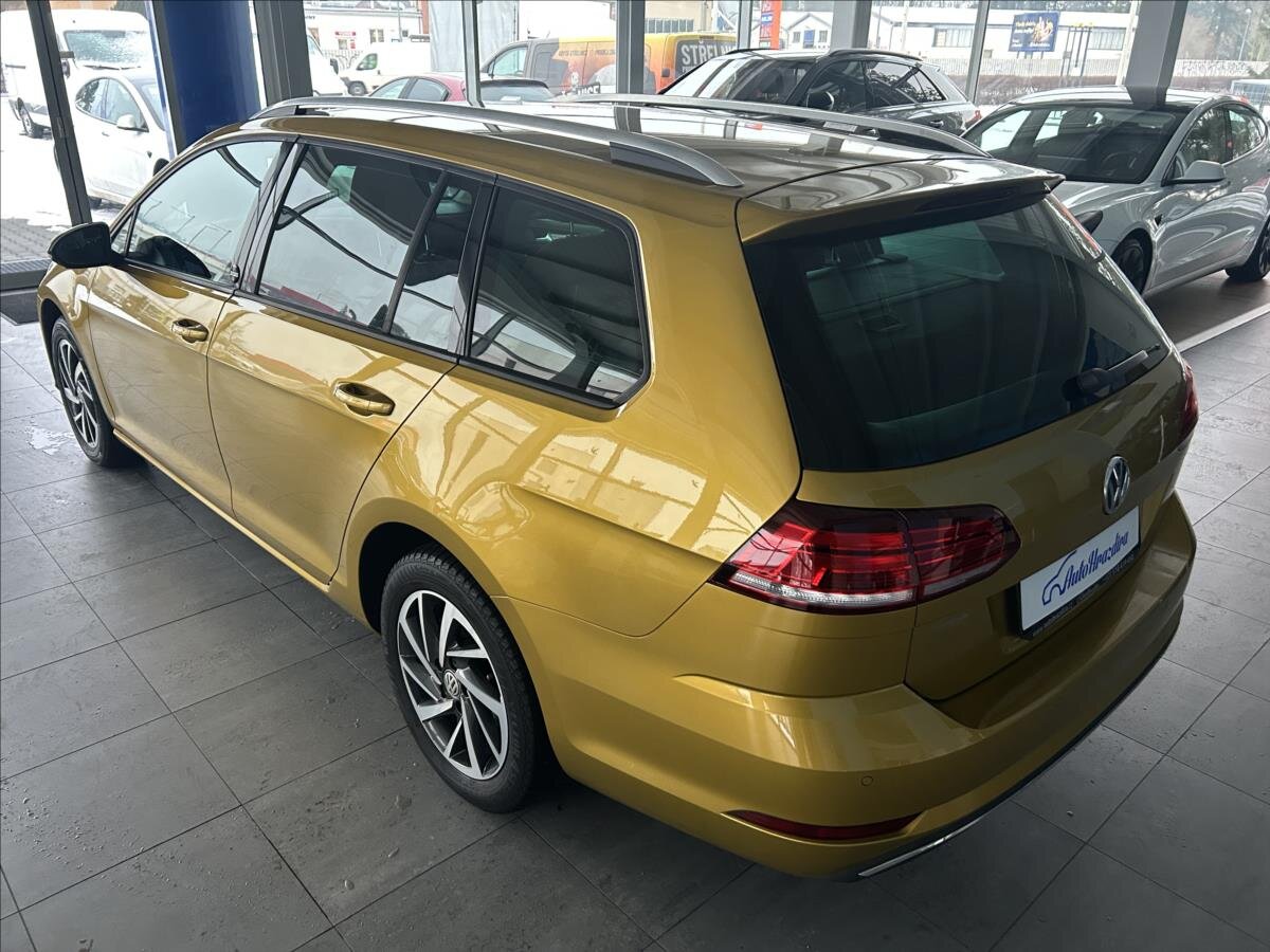 Volkswagen Golf Kombi 999,0 81 kw
